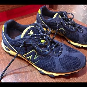 Ladies New Balance running shoes